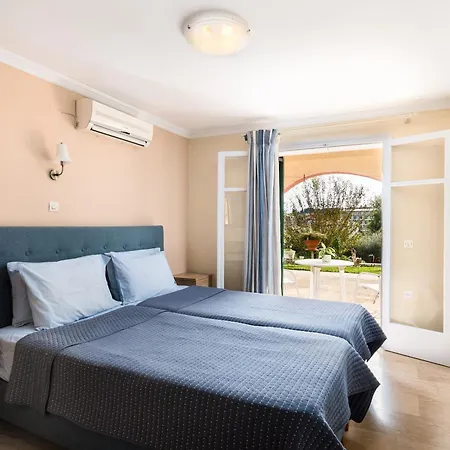 Marietta's By Konnect, Corfu * Гоувия