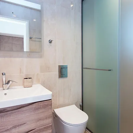 Marietta's By Konnect, Corfu * Gouvia