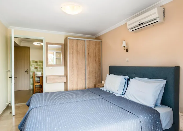 Marietta's By Konnect, Corfu شقة